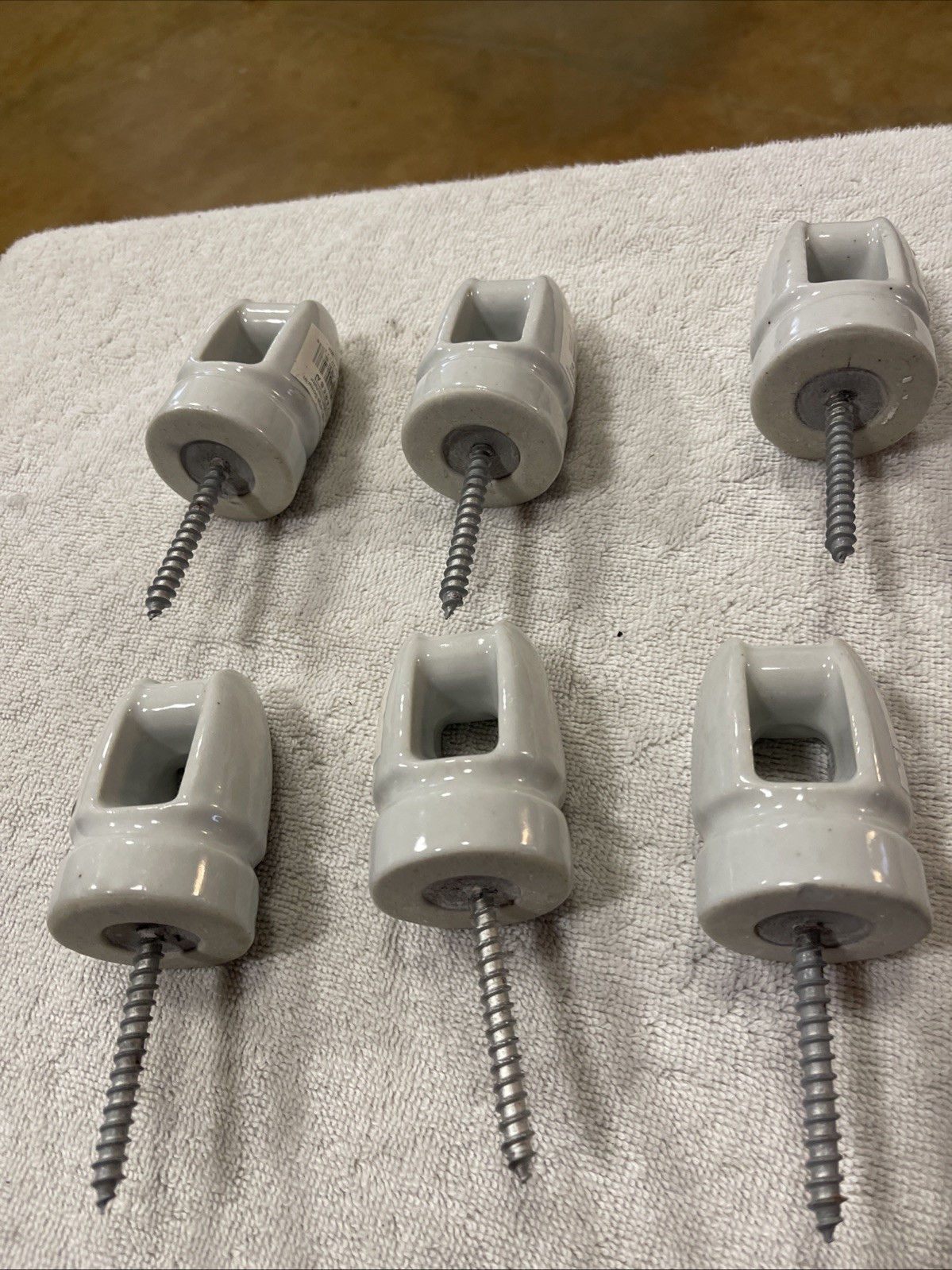 Lot of 6 Zareba WP1929 Woodstream Electric Fence Screw-In Porcelain Insulator