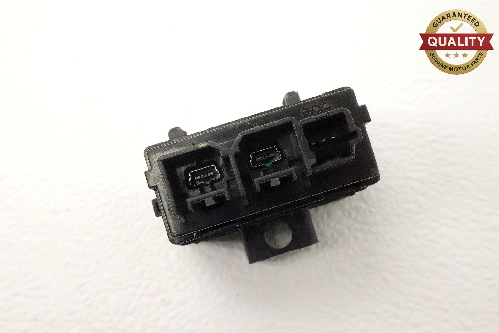 2024 - 2025 BUICK ENCORE GX DASH CENTER DUAL USB PORT CHARGER POWER OUTLET OEM
