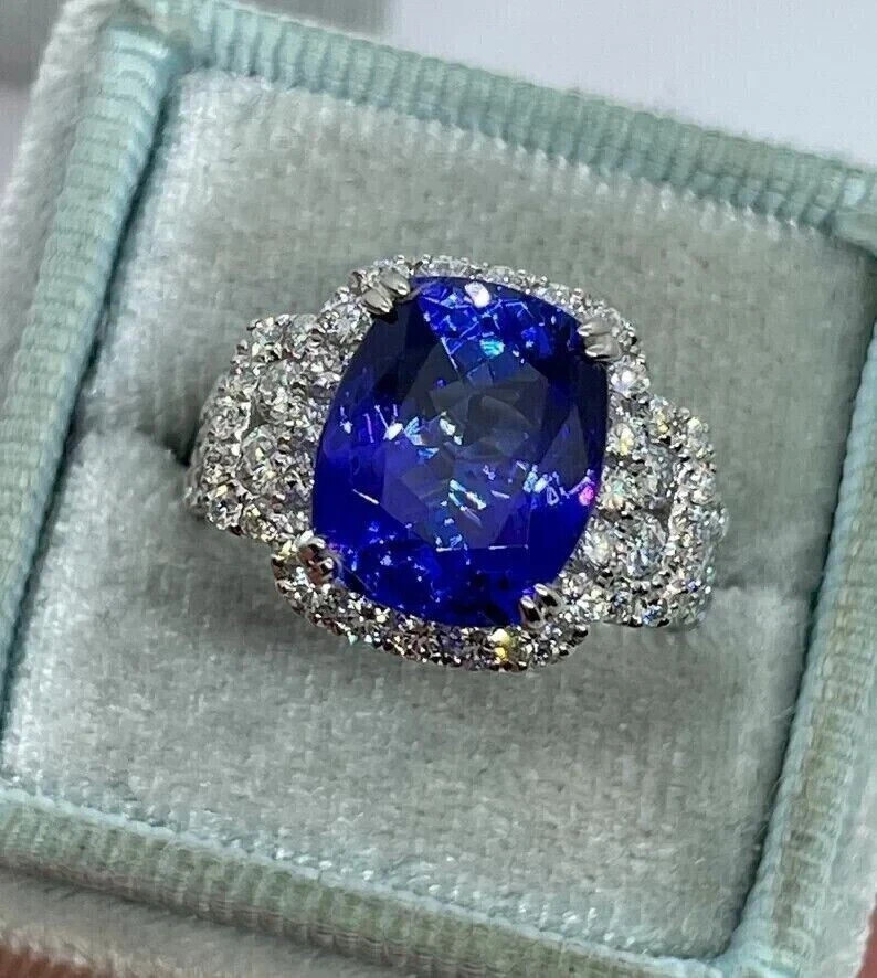 5.CT Cushion Natural Tanzanite & Diamond Halo Wedding Gift Ring 14K White Gold