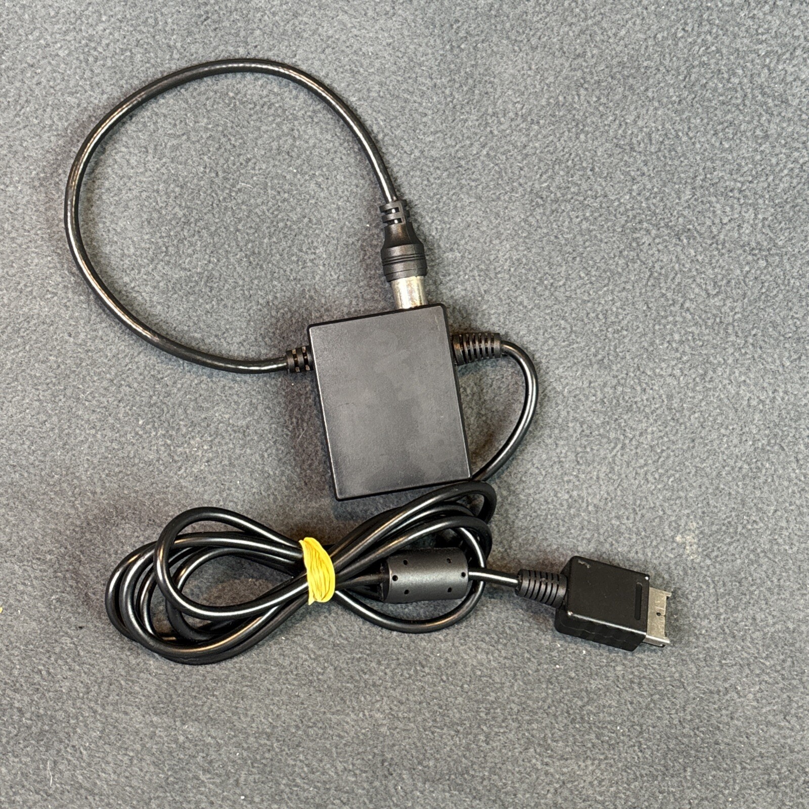 NAKI Automatic RF Game Switch for PlayStation 1 & 2 - Tested & Cleaned