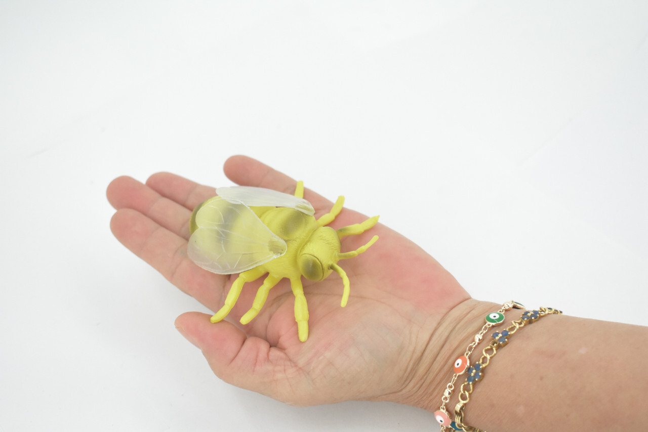 Bumblebee, Solid Rubber Insect, Toy, Realistic Figure Model 3.5" ABC15B263