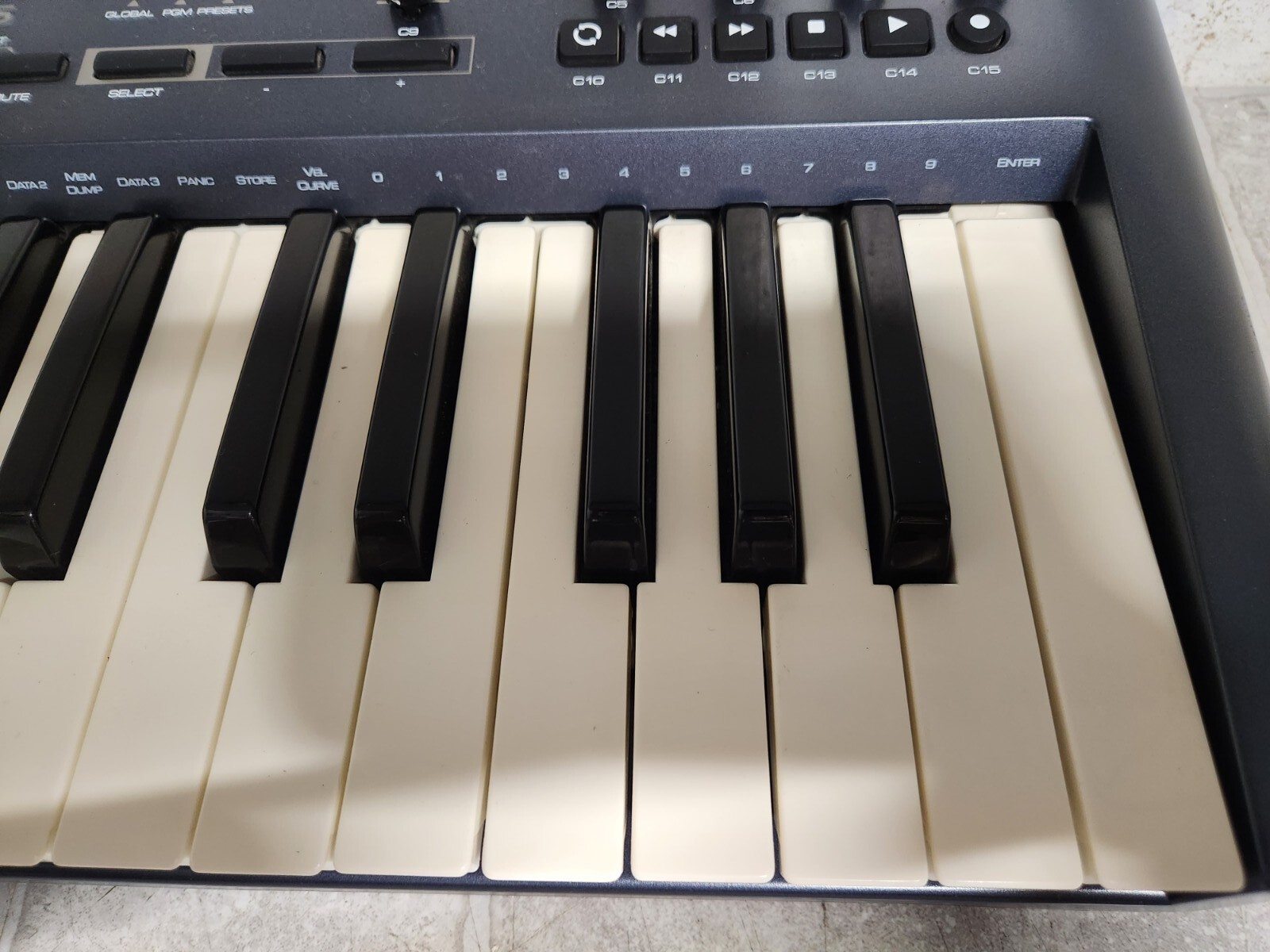 M-Audio Oxygen 25 USB Keyboard 3rd Gen