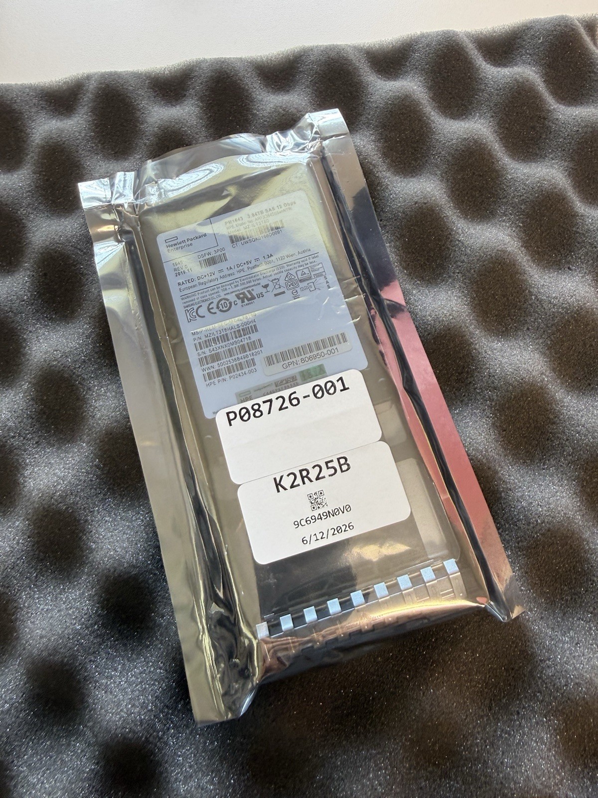 HPE 3PAR 3.84TB 12G SAS SSD P08726-001 ARFX3840S5XNNTRI Samsung P1643 MZ-ILT380
