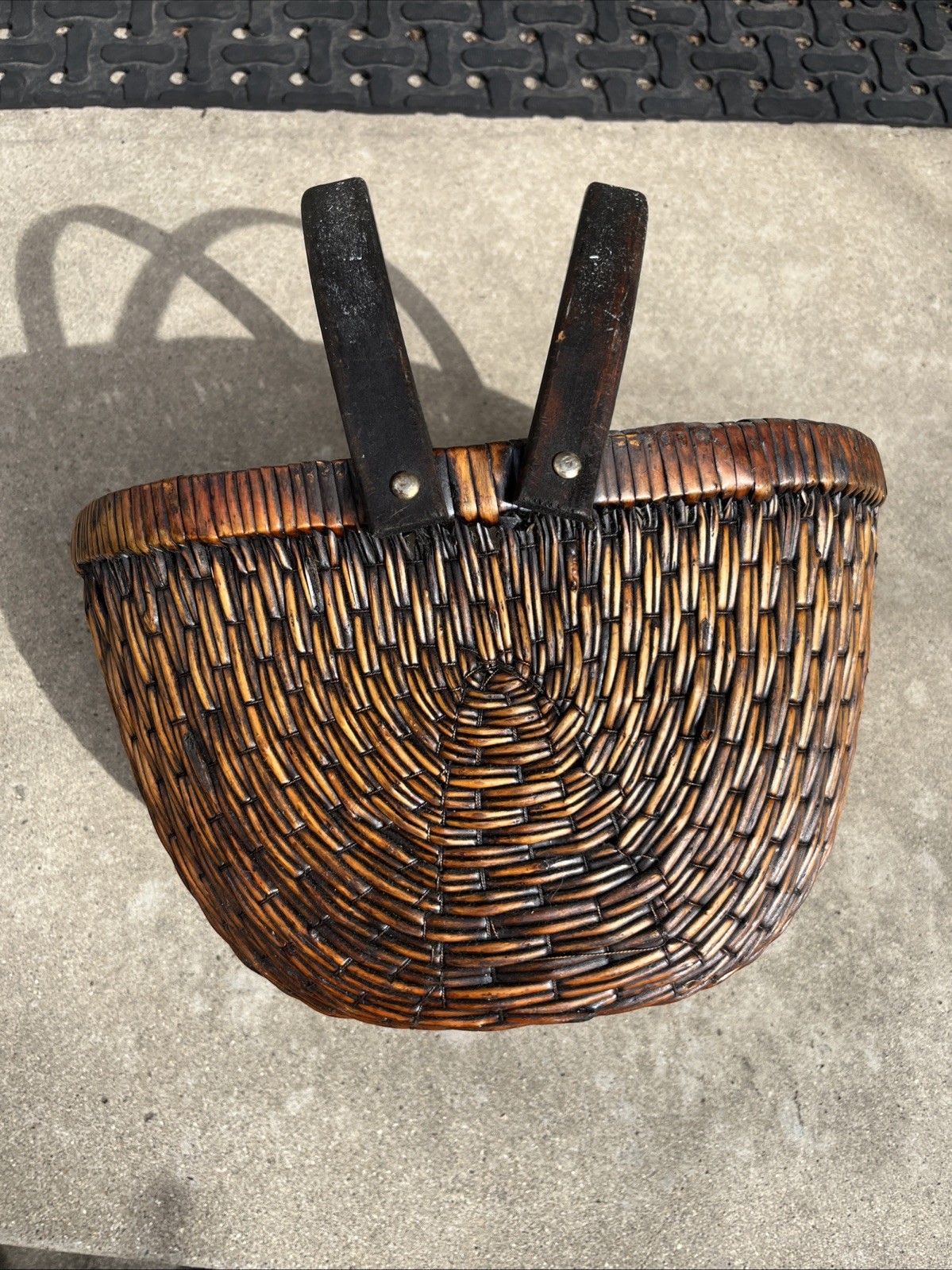 Antique Harvest Gathering Basket w/ Handle Buttocks Melon