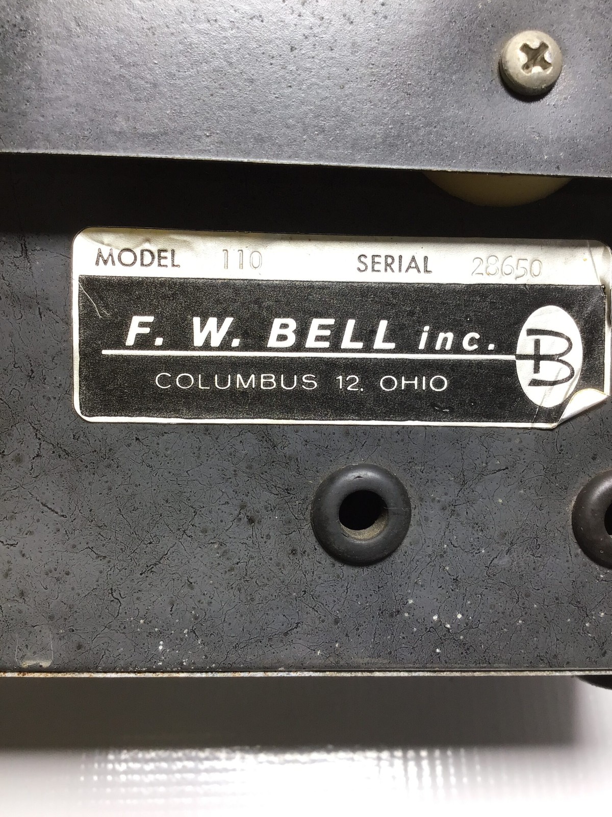 F.W. Bell 110 Gaussmeter 28650