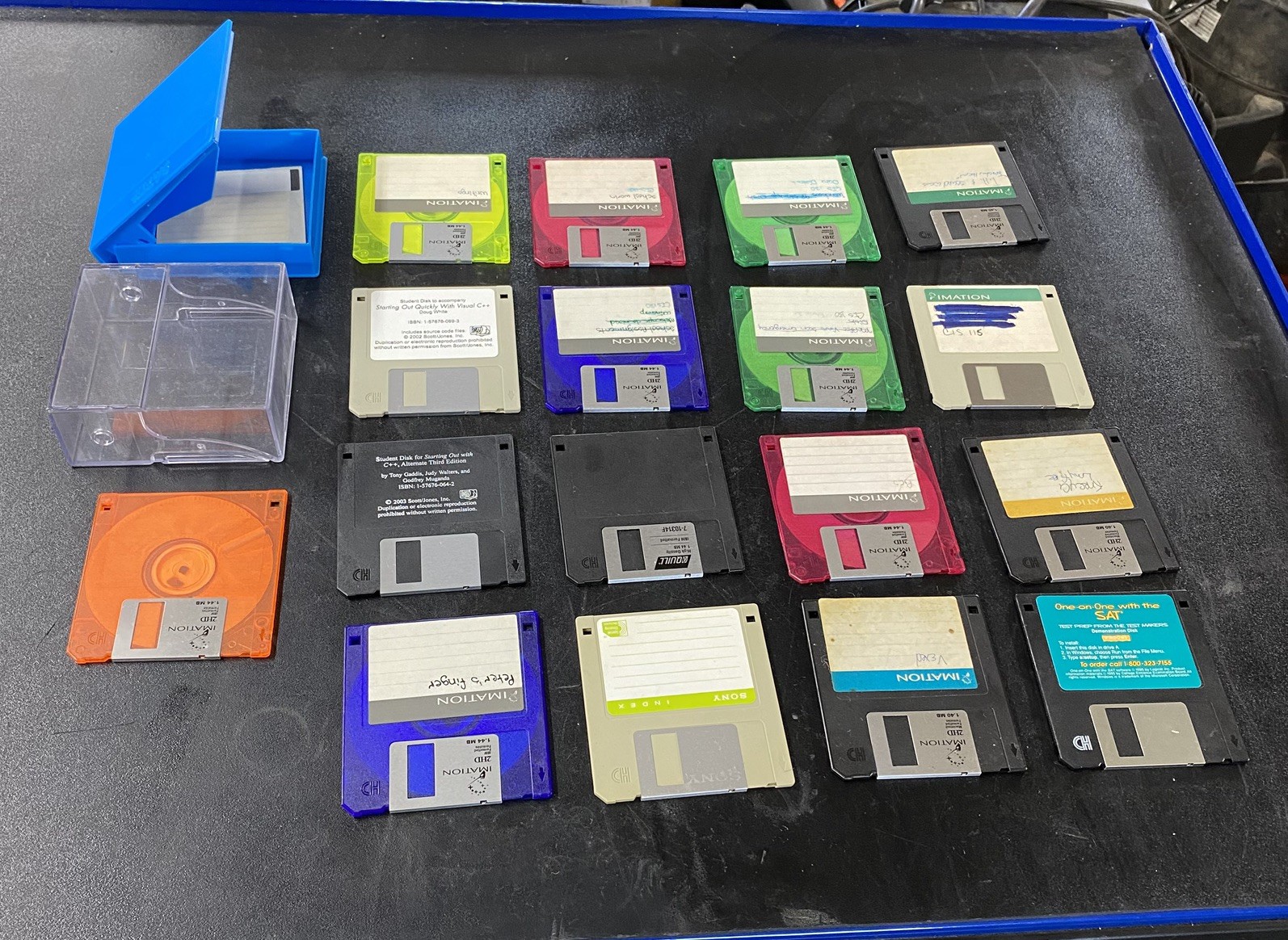 Lot Of 17 Vintage 3.5" Floppy Disk + 2 Storage Cases - Untested