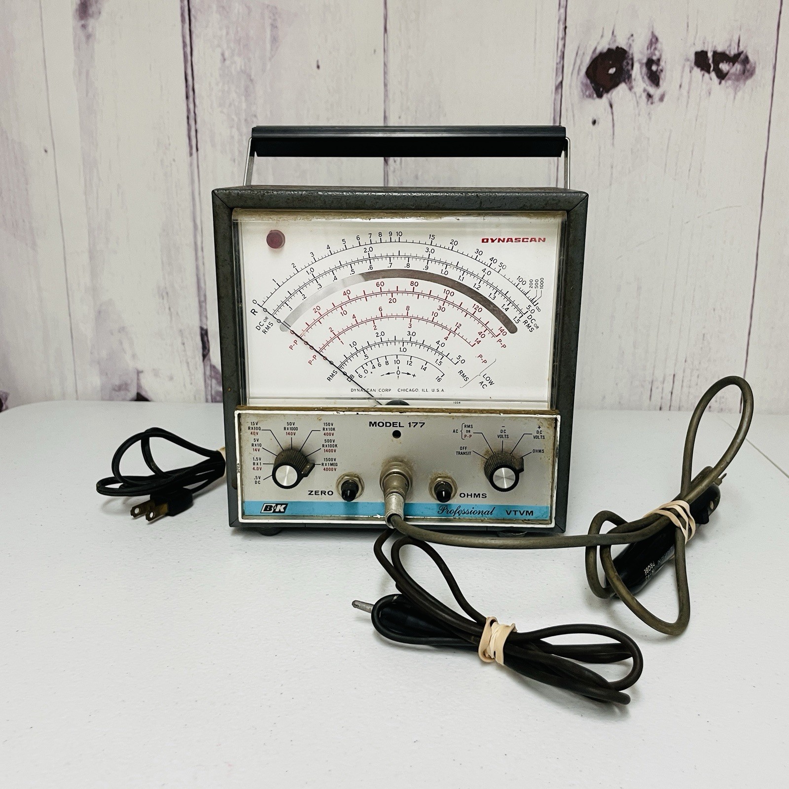 Vintage B & K Dynascan Model 177 VTVM Vacuum Tube Volt Meter Read