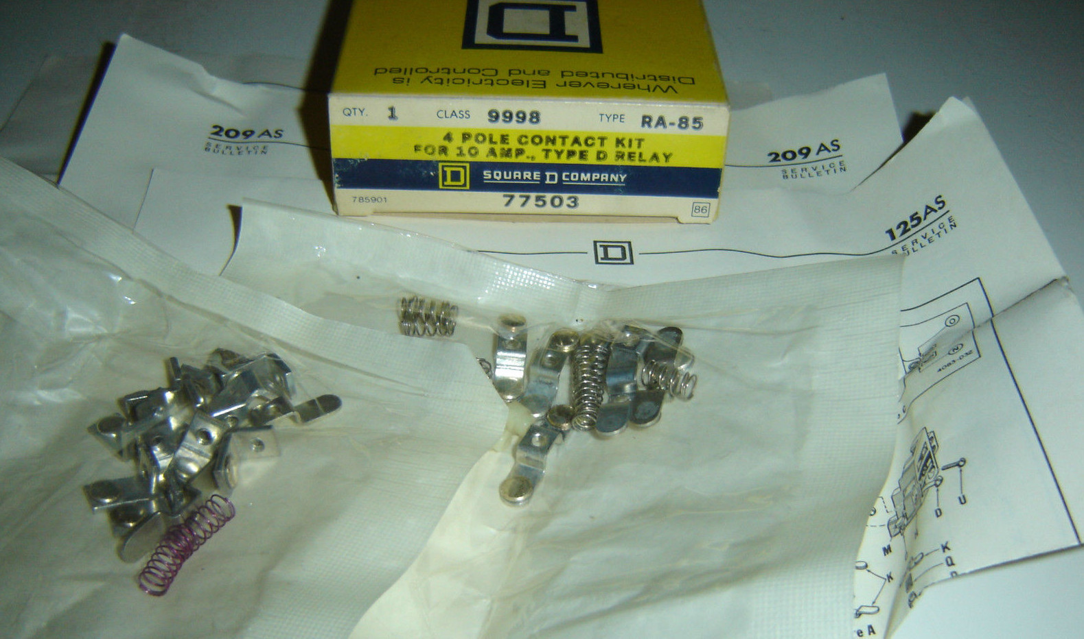 10 Amp Square D 9998 RA-85 Contact Kit 4 Pole 9998 RA85
