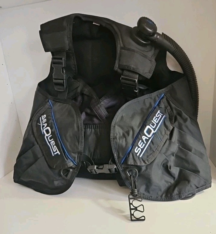 SeaQuest Scuba Diving Buoyancy Compensator BCD M/L