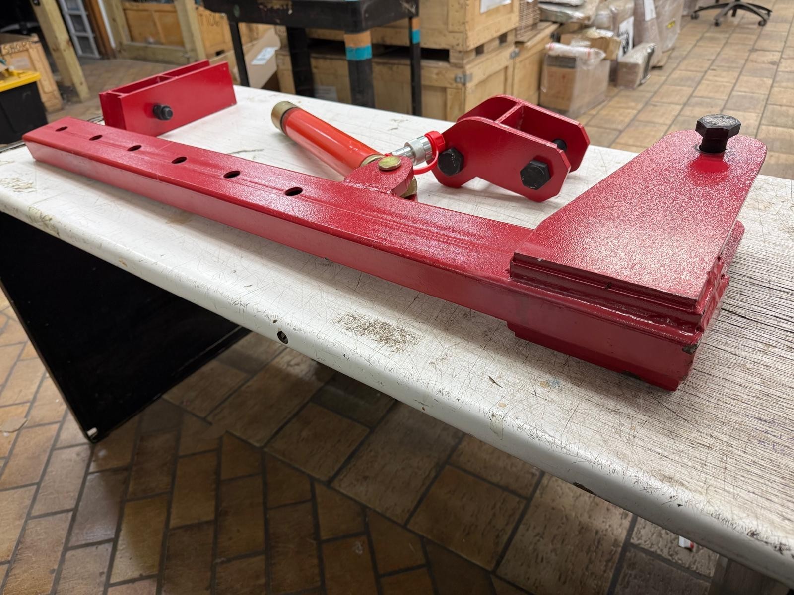Roof bar attachment with Hydraulic Cylinder for frame puller frame machine