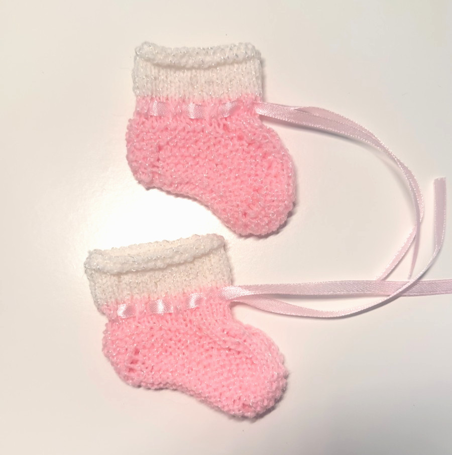 Pink Handmade Knitted Baby Booties – Newborn 0-3 Months – White Cuffed Low Top