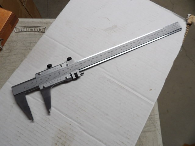 STARRETT  #123-EMZ-12    12"/300mm     Master Vernier Caliper   used
