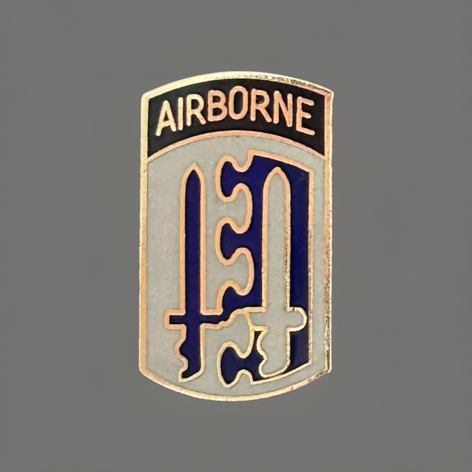 US Army 2nd Airborne Brigade Hat Pin (P78-7)
