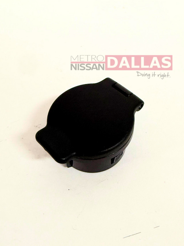 Genuine Nissan 12 Volt Accessory Power Outlet Cover 25339-ZV60A