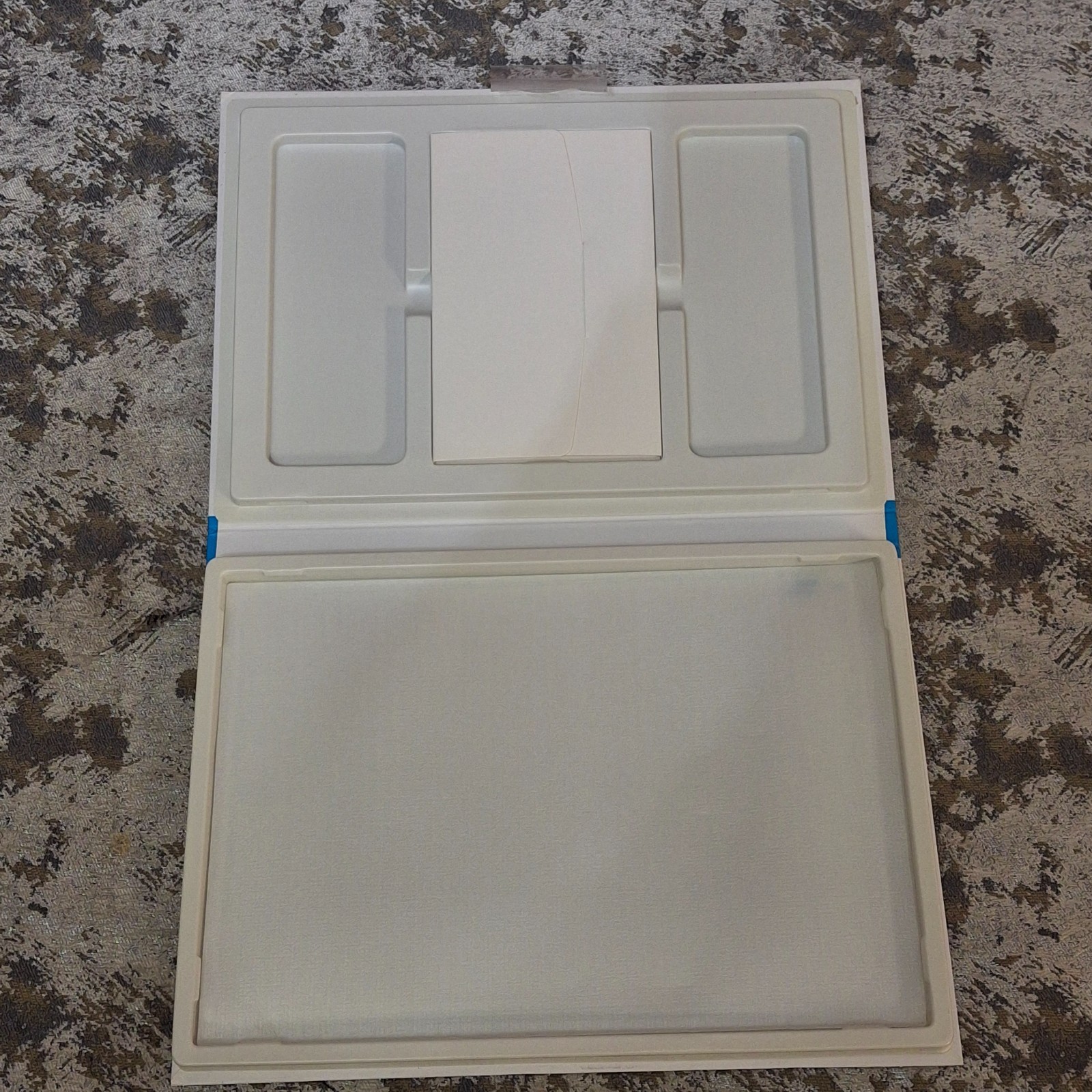 Anker GlassGuard Screen Protector for Apple iPad 9.7" Pro 9.7-Inch Air 2 A7250
