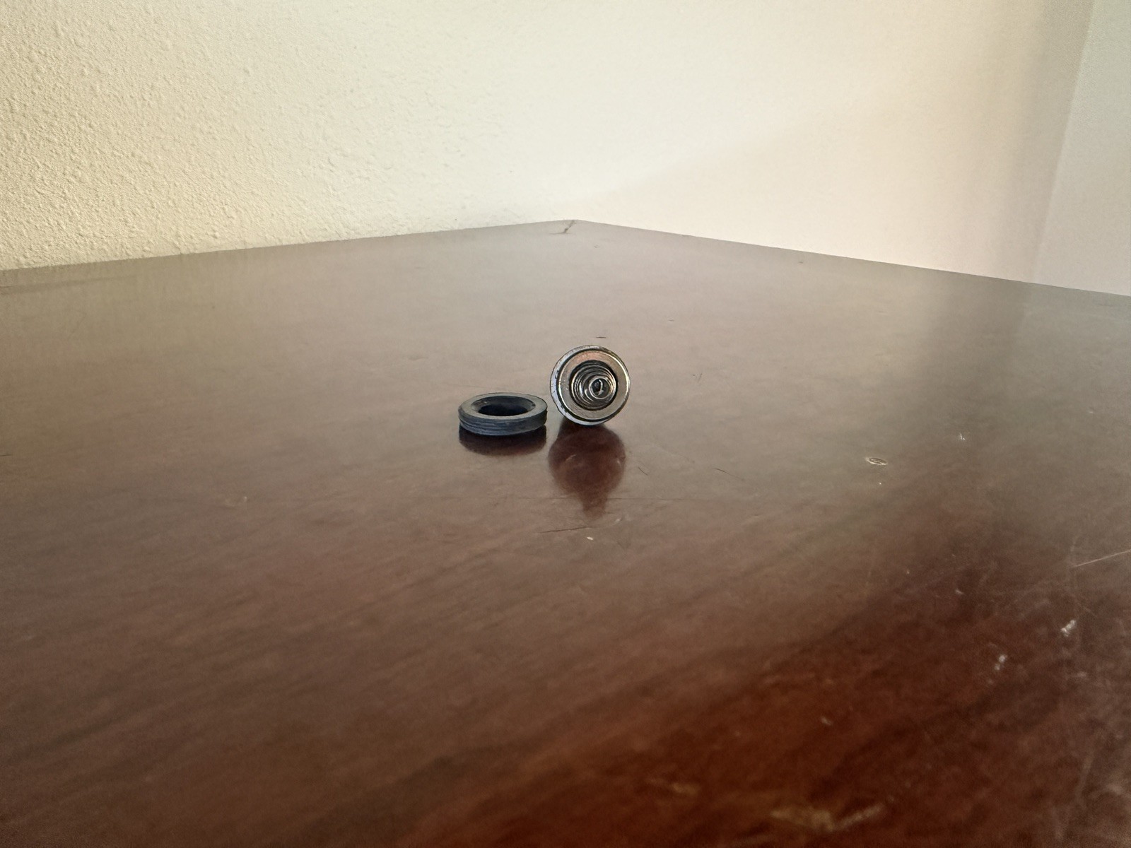 Rare Aleph McGizmo Button Top McE2S Flashlight Two Stage Tail Switch