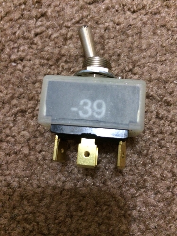 CARLING 1334 ON/OFF (-39) BOAT TOGGLE UNIVERSAL SWITCH 6 spade