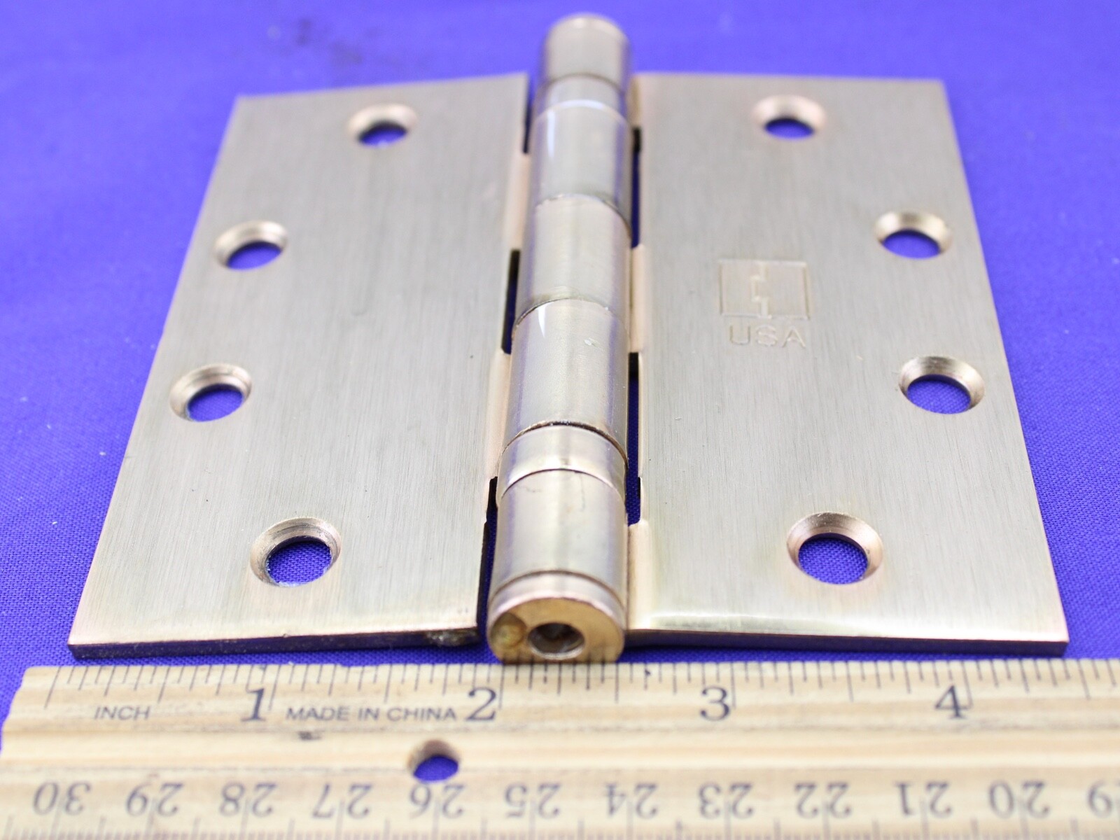 (1) USA Full Mortise Steel Hinge 4.5 x 4.5 x 1/8" Brass Coated W/Screws NOS