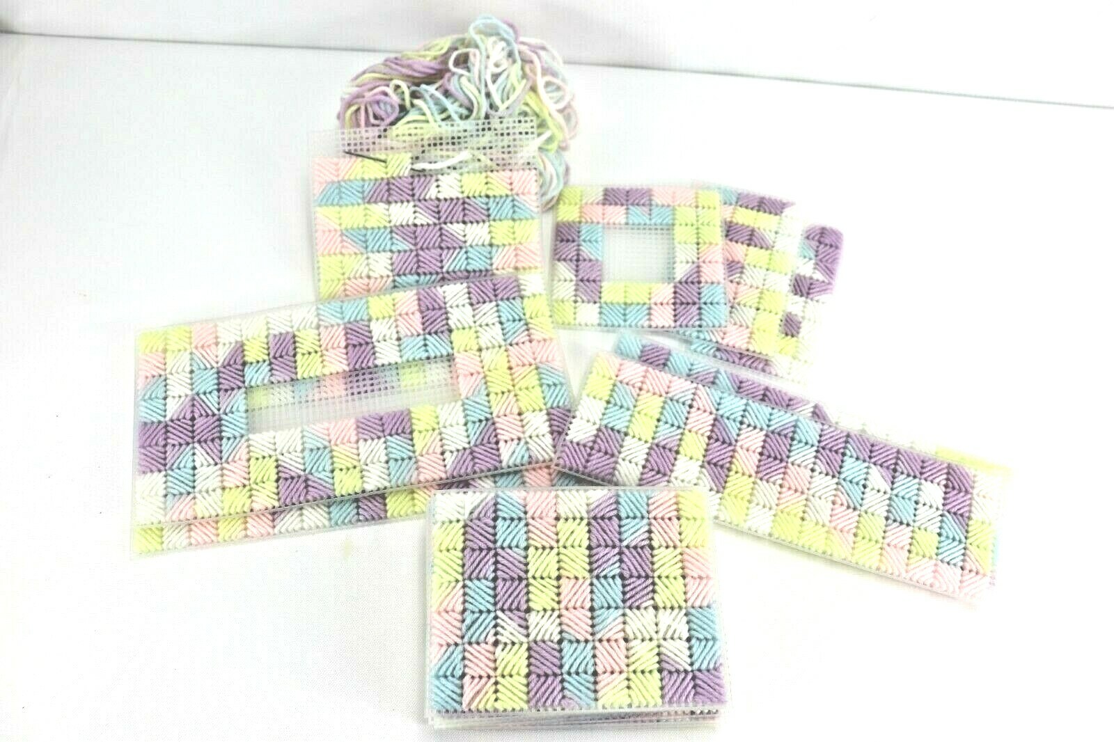 Crochet Tissue Holder Pieces Yarn DYI Craft Add your own touch to complete NEW
