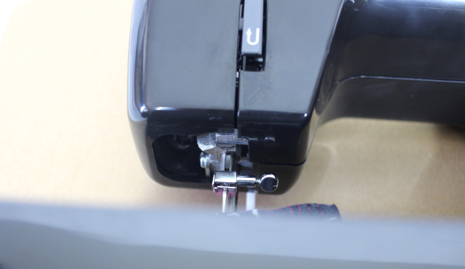 Bernina Bernette Model 46 Sewing Machine TESTED & WORKING READ FULL DESCRIPTION