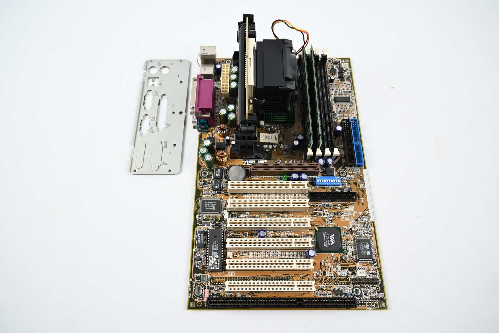 ASUS Motherboard P3V 4X Rev:1.02 - SDRAM ATX Slot 1 - With CPU, RAM, Slot Cover