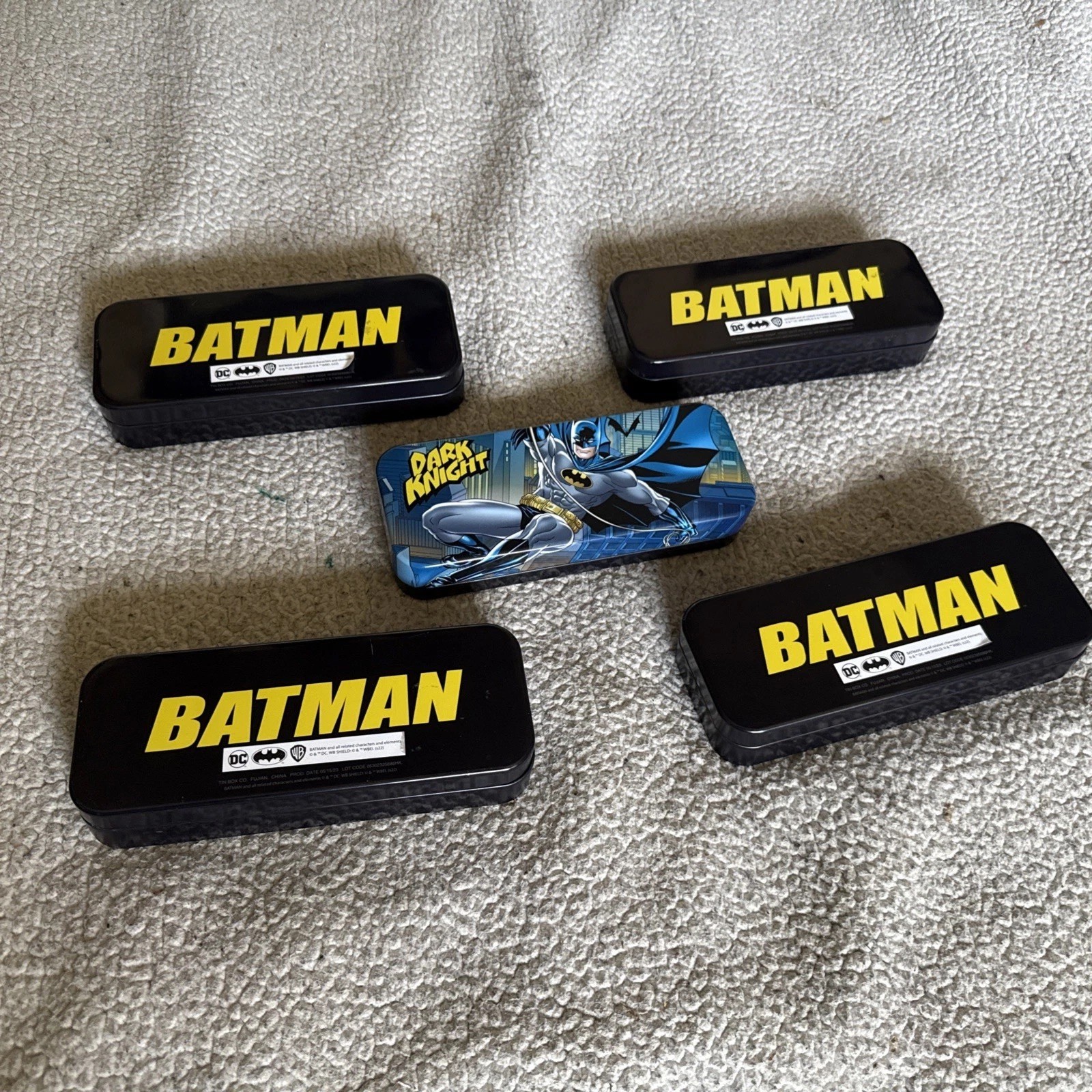 Batman Tin pencil Accessories  case with ￼ preowned in New Condition Qty # 5 B26