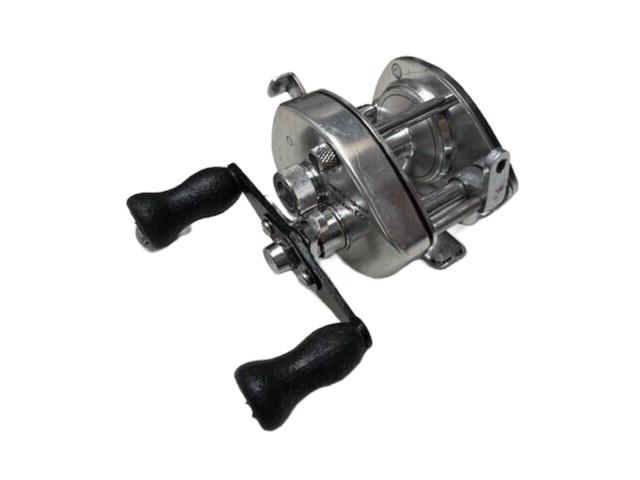 Vintage Shimano Bantam 100 Bait Casting Fishing Reel (RH) Made in Japan