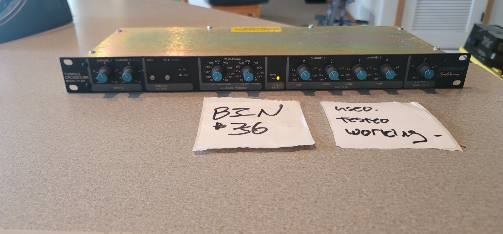 Furman TX-324 Tunable Active 2-way/3-way Crossover/Bandpass Filter