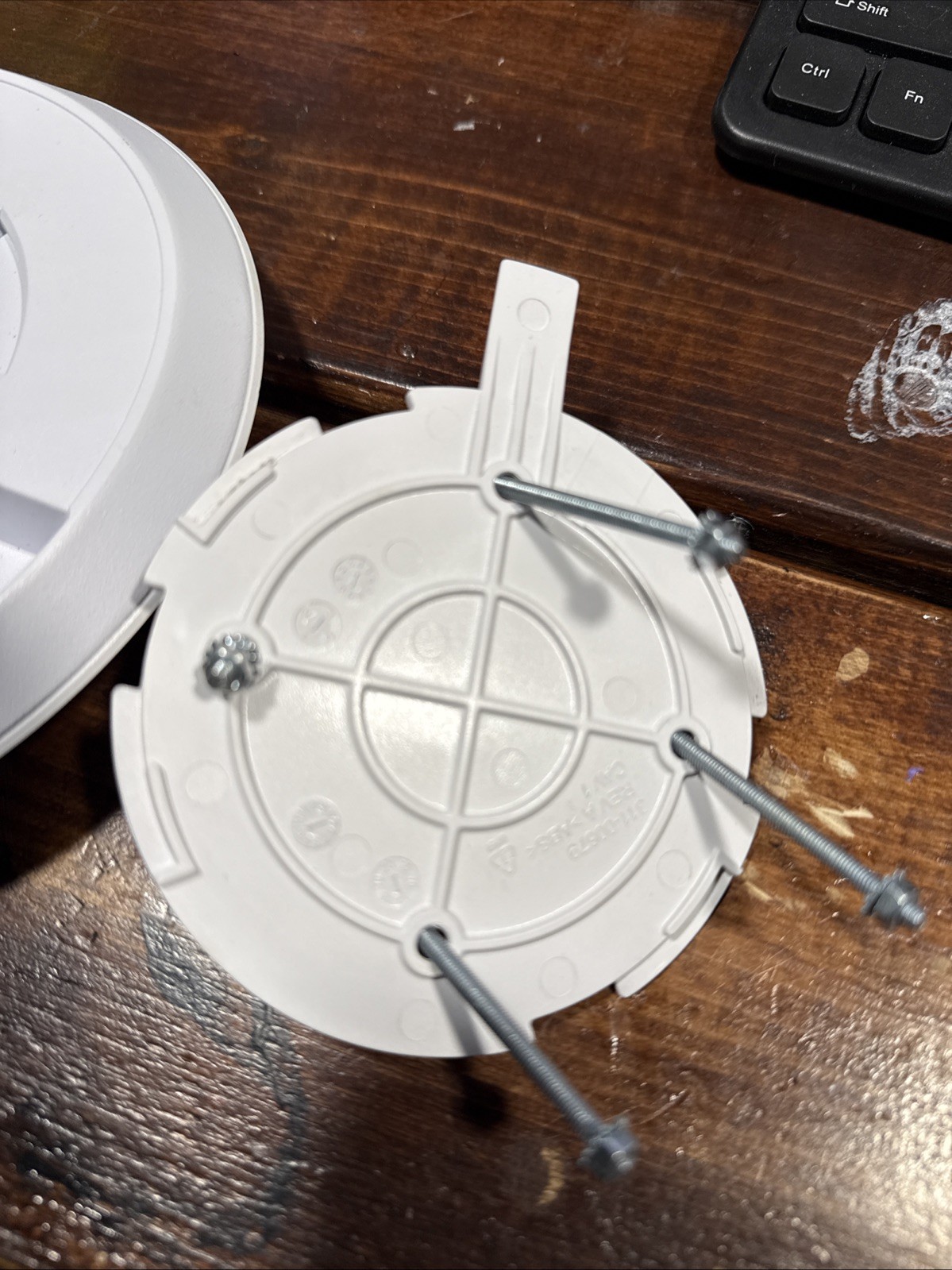 UniFi AP AC Pro UAP-AC-PRO 802.3af Access Point wireless With Bracket