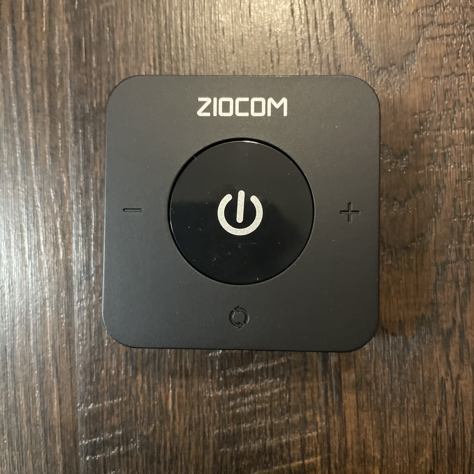Bluetooth Transmitter for TV, Wireless Bluetooth Adapter for TV/PC/Speaker/STERE