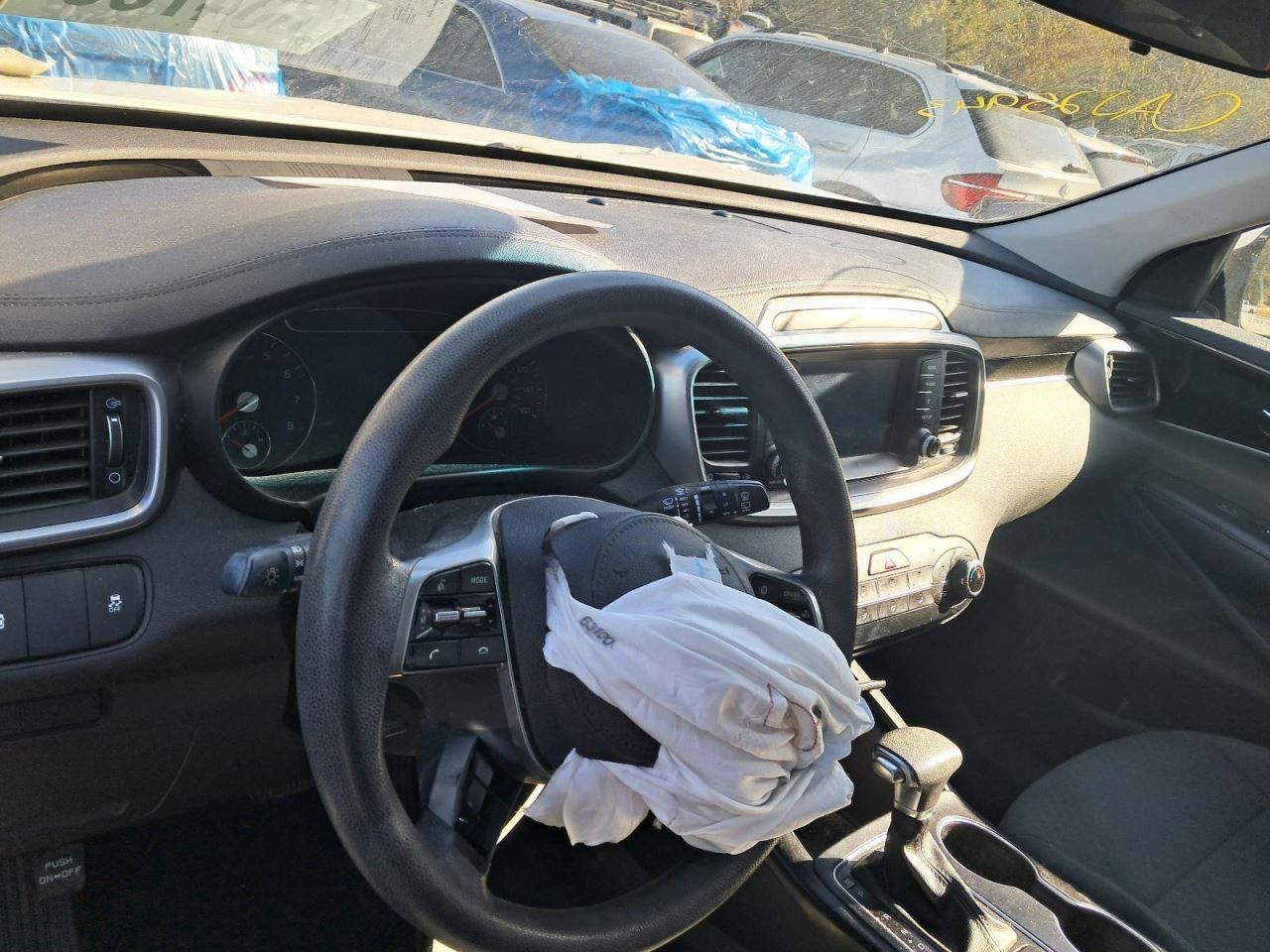 SORENTO 2019 Glove Box 4854001