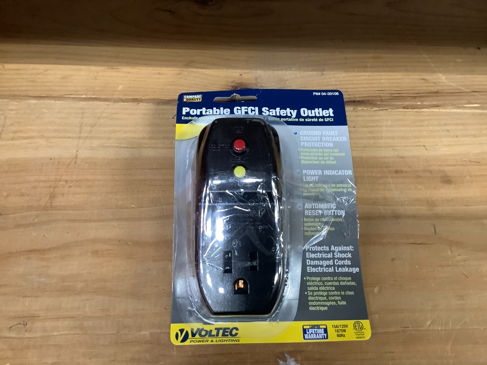 04-00106 Voltec Portable GFCI Safety Outlet