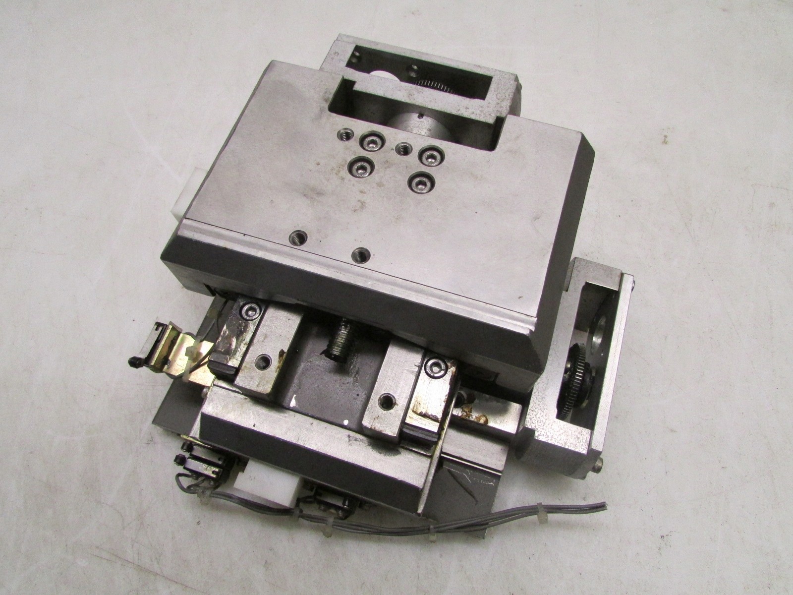Cross Table Precise