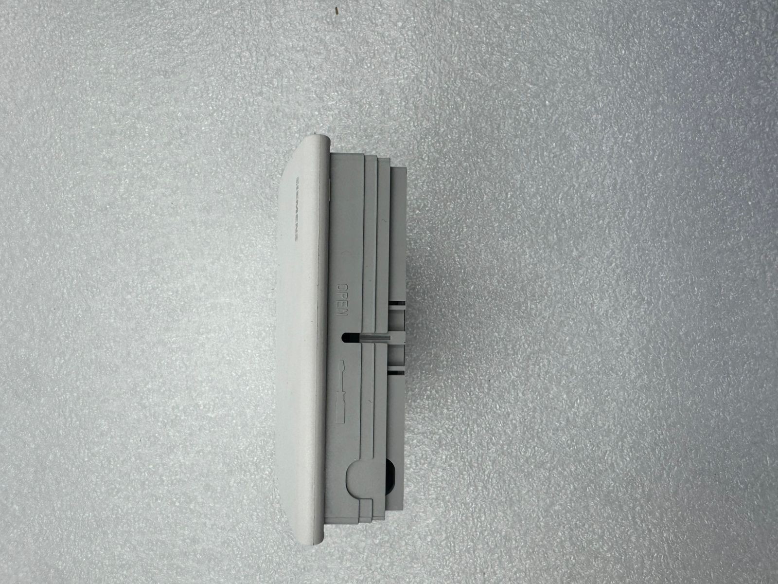 SIEMENS QAA24 ROOM TEMPERTURE SENSOR (5pieces in1 lot)