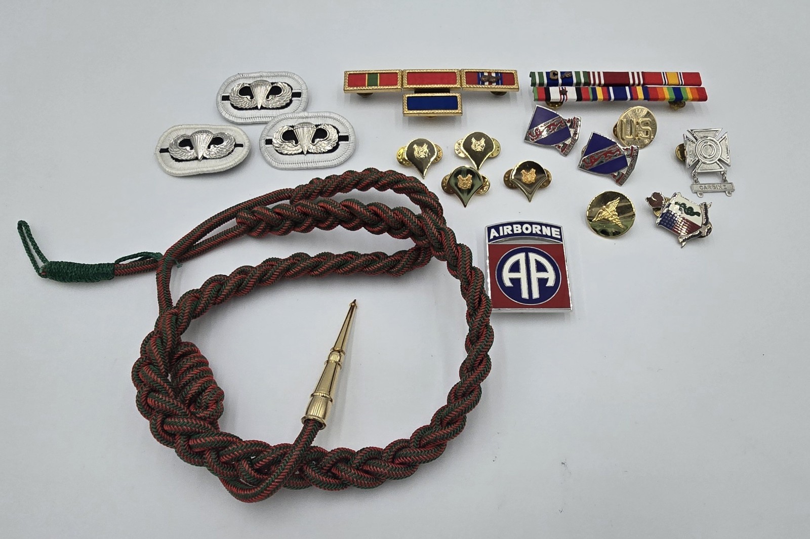 25 Piece Genuine United States Army Airborne/Medic Military Metal Collection