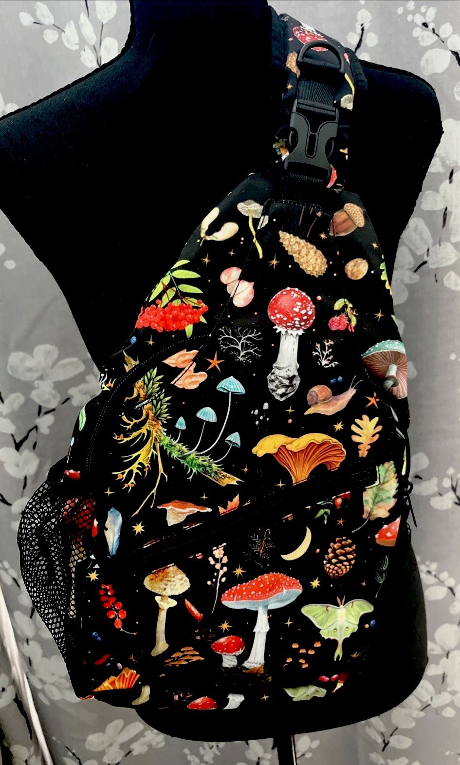 Sci-fi Sling Back Tote/Backpack