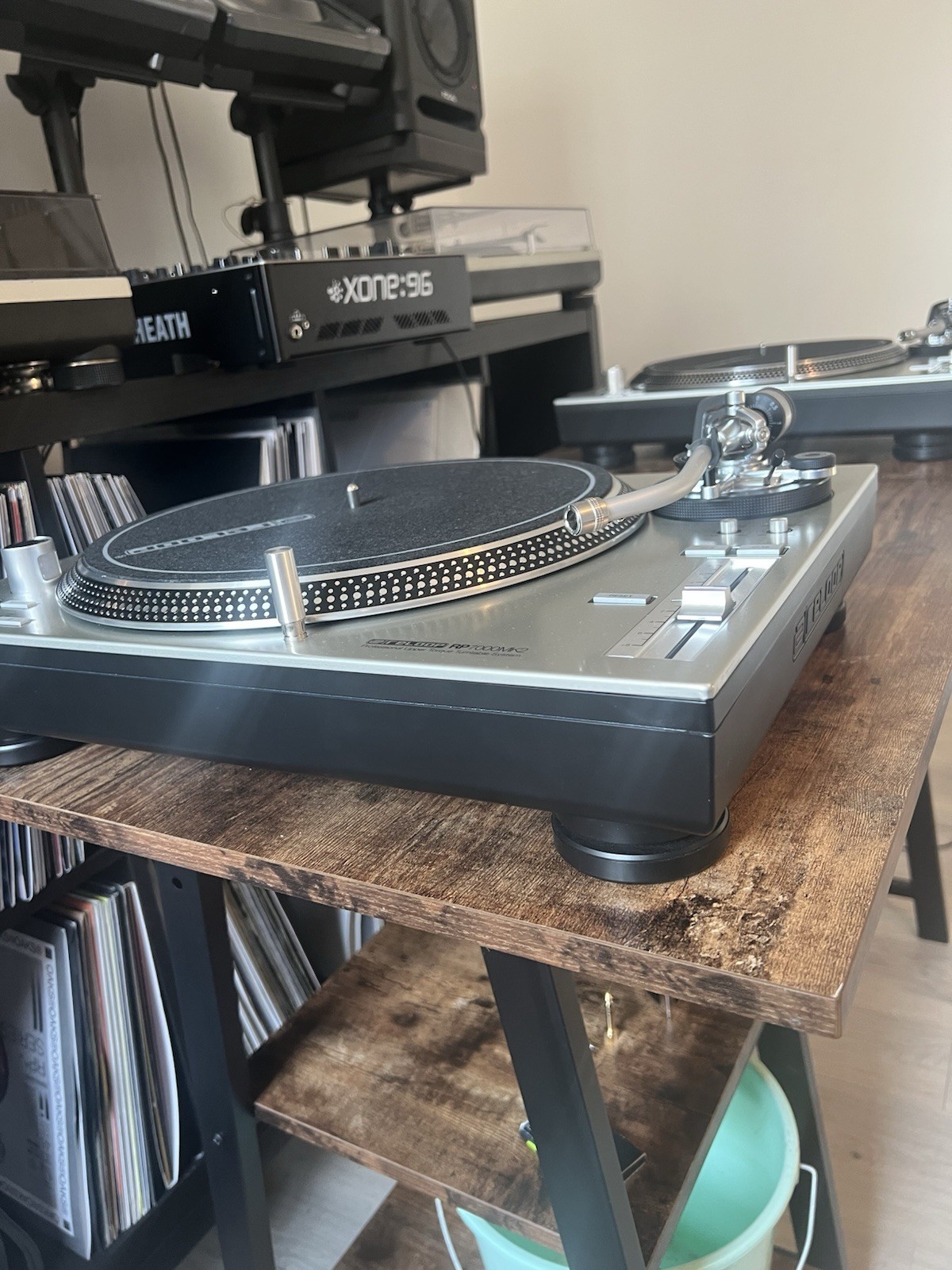 Reloop RP-7000 MK2 DJ Turntable Pair Silver Direct Drive Pitch Control