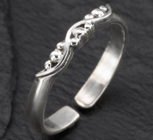 White Gold Plated Gift for Ladies Stylish Estate Toe Ring Solid Metal 925 Silver