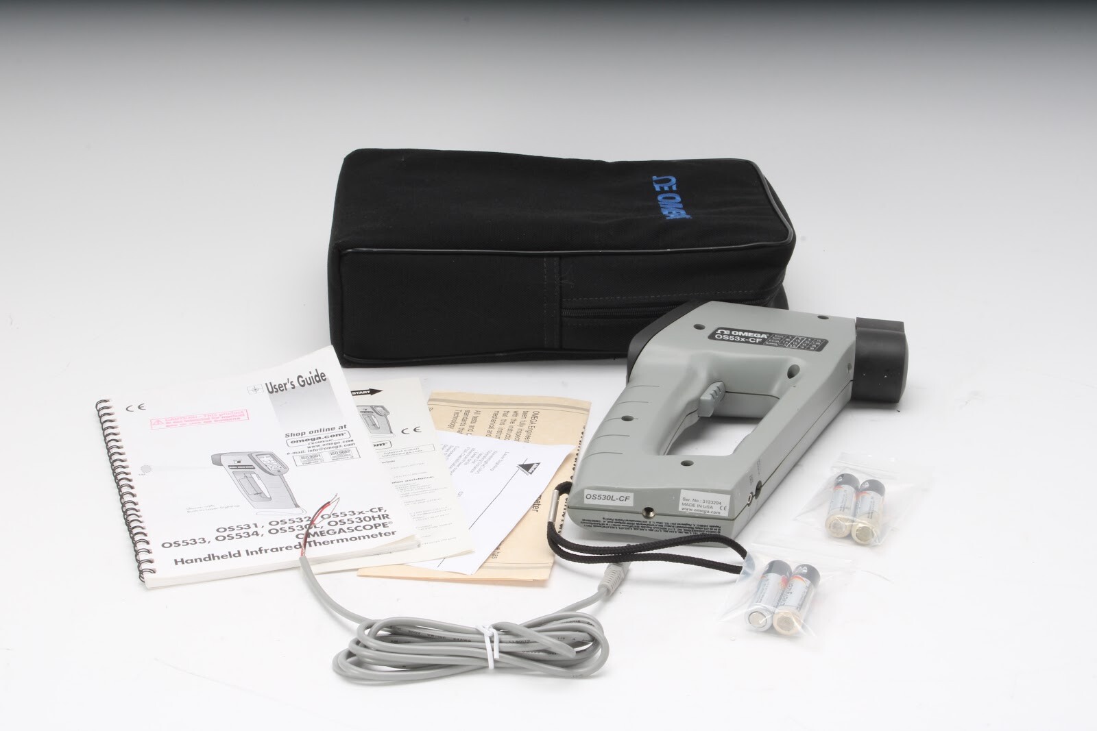 Omegascope OS53x-CF Handheld Infrared Thermometer With Carrying Case and Manual