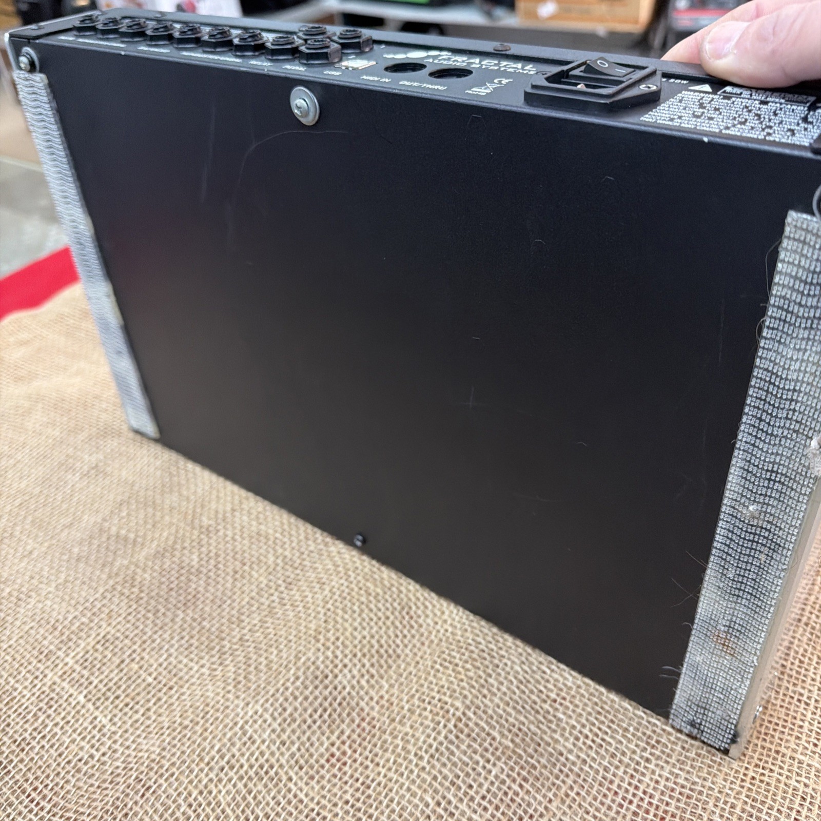 Fractal Audio Systems FX-8 Multi-Effects Pedalboard Processor for Guitarists