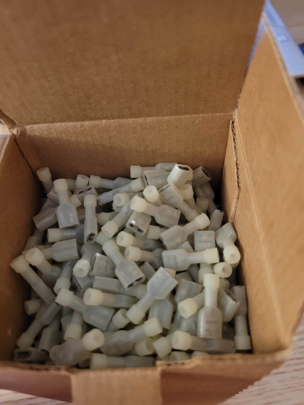Molex Terminals QK DISCONNECT FEMALE 24-26 AWG (1000 pieces) 190030064 M-2210