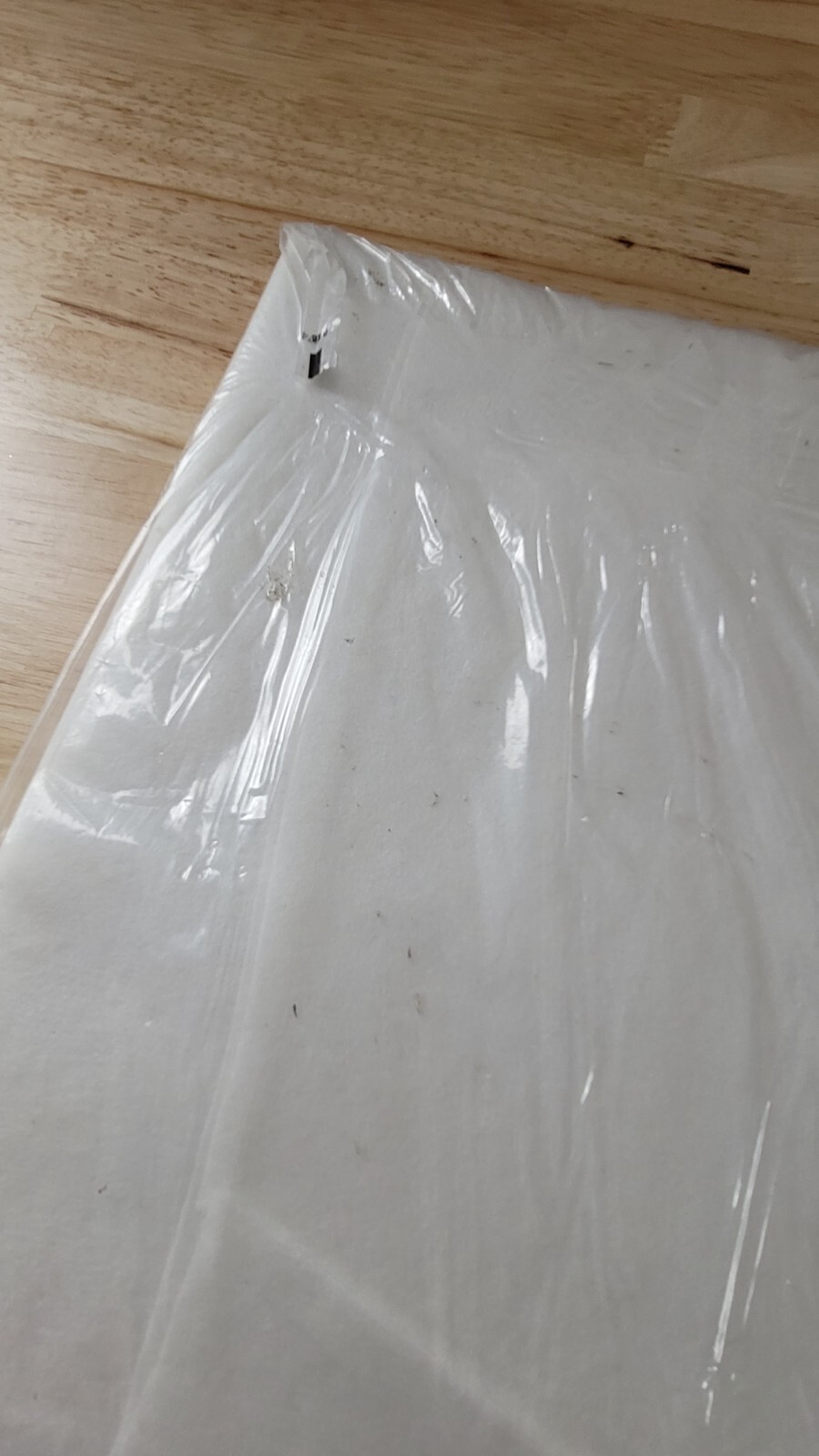 JP Stevens Kyron NONWOVEN INTERFACING Polyester 22"x4 Yards