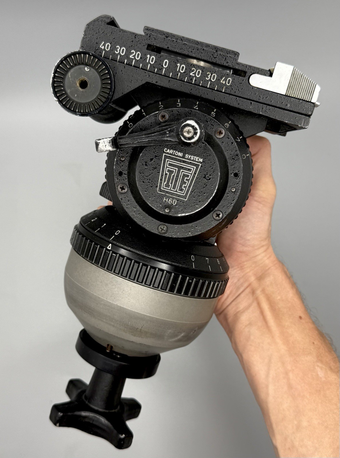 ⭕️ CARTONI H60 FLUID TRIPOD HEAD MADE IN ITALY SMOOTH WORKING NO PLATE