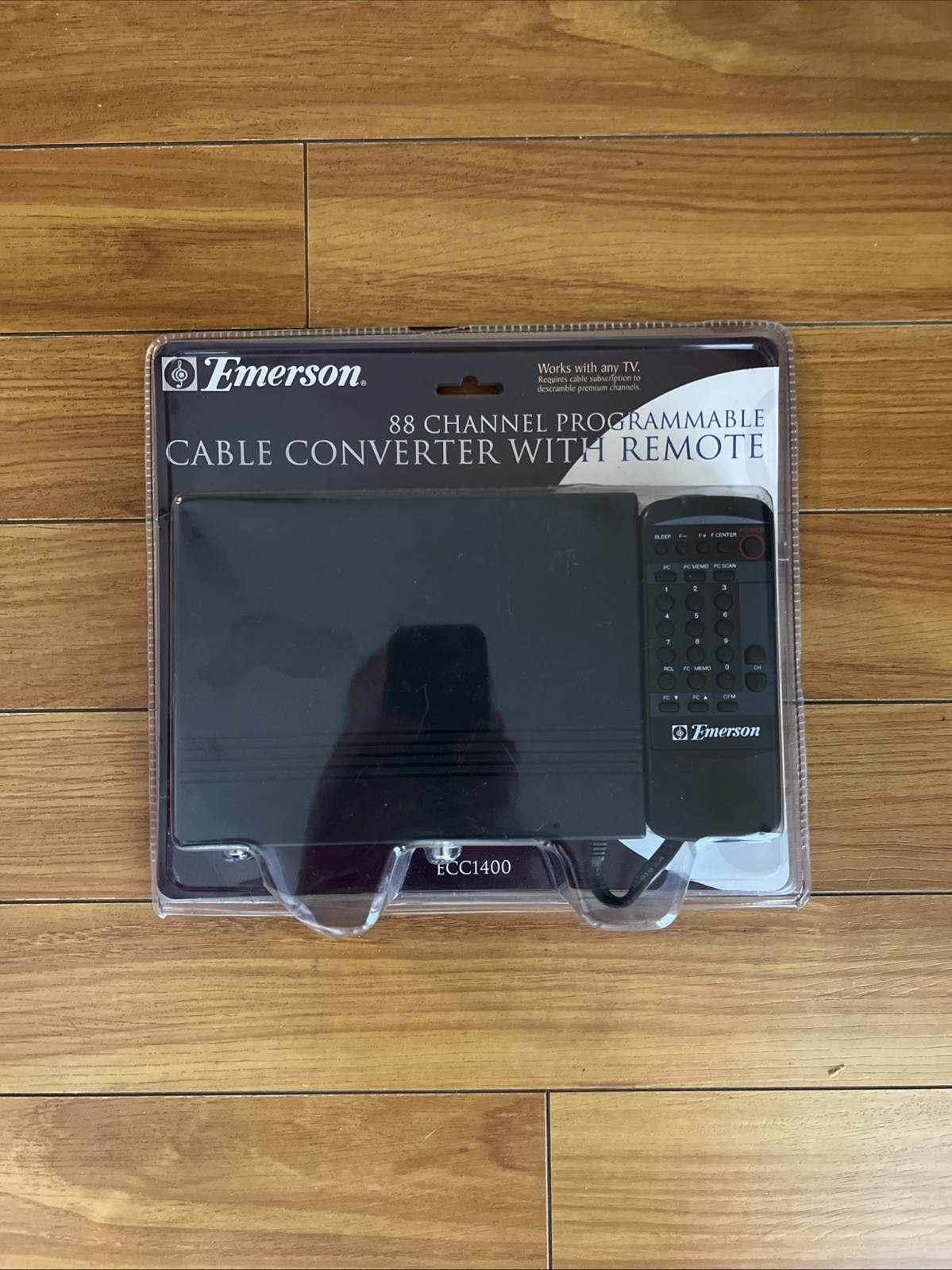 Emerson 88 Channel Programmable Cable Converter ECC-1400 w/Remote New in Plastic