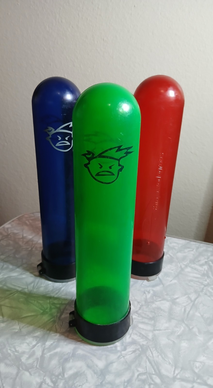 Three Lock Lid Paint Ball Pods