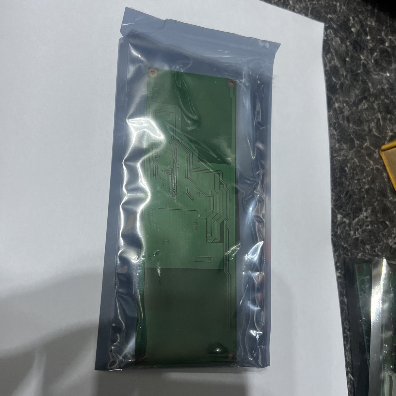 NEW CXA-0535 M LCD Inverter TDK Lambda Uniwell PCU-P353A P166 0484