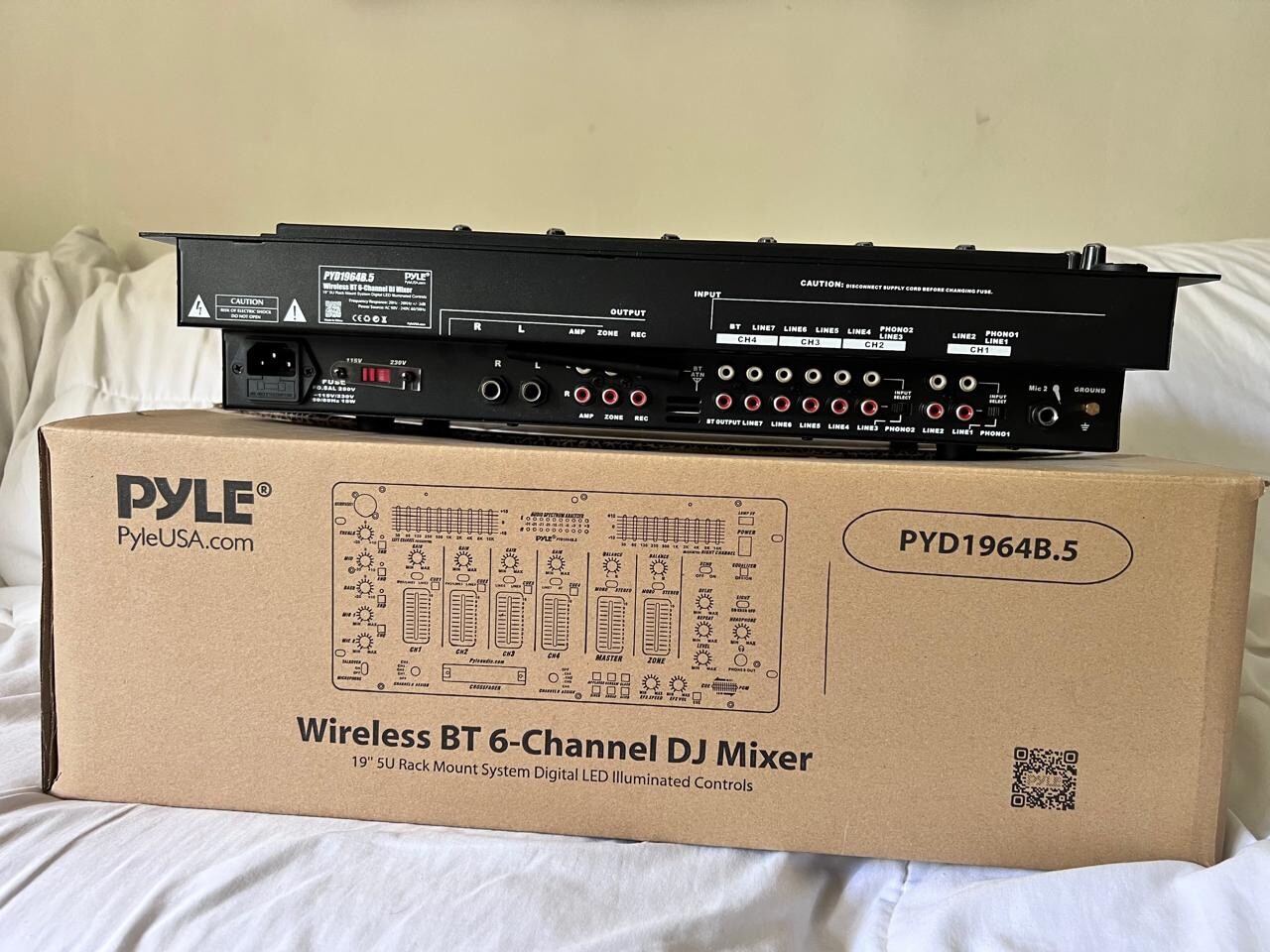 Pyle PYD1964B5 6-Channel Bluetooth DJ Mixer System