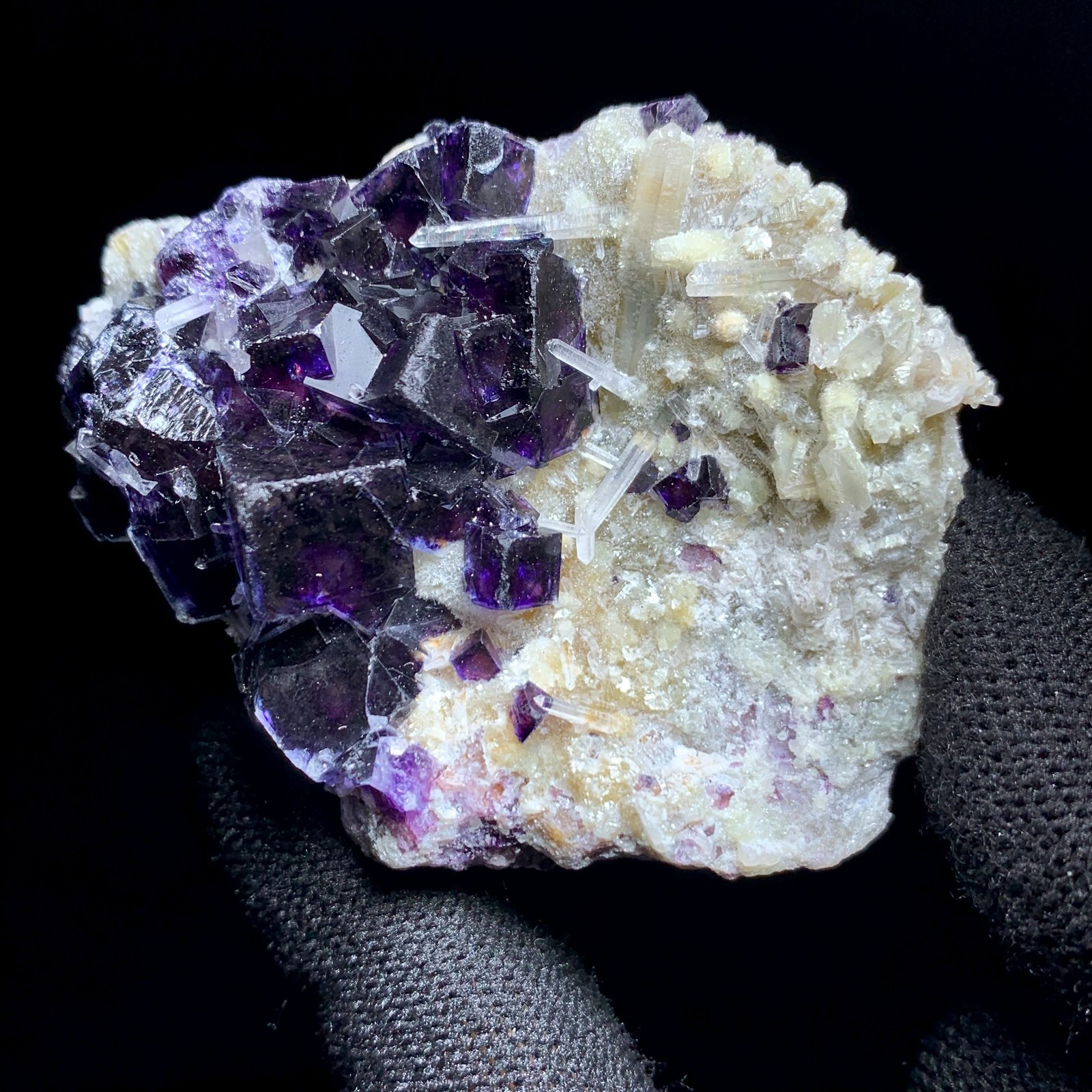 60G Natural Beautiful Phantom Purple Fluorite Mineral Specimen/Gift