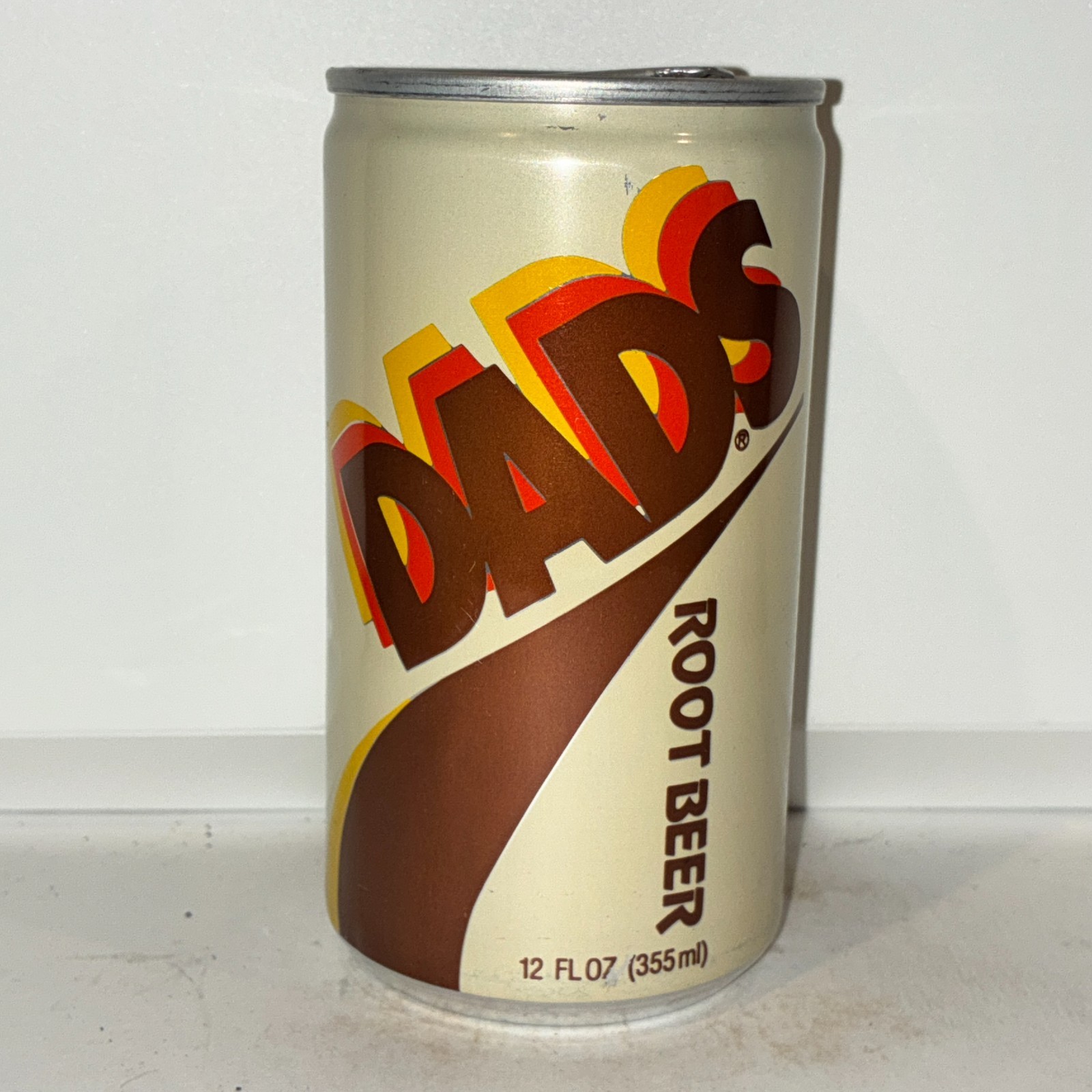 1970's Dads root beer soda can, aluminum