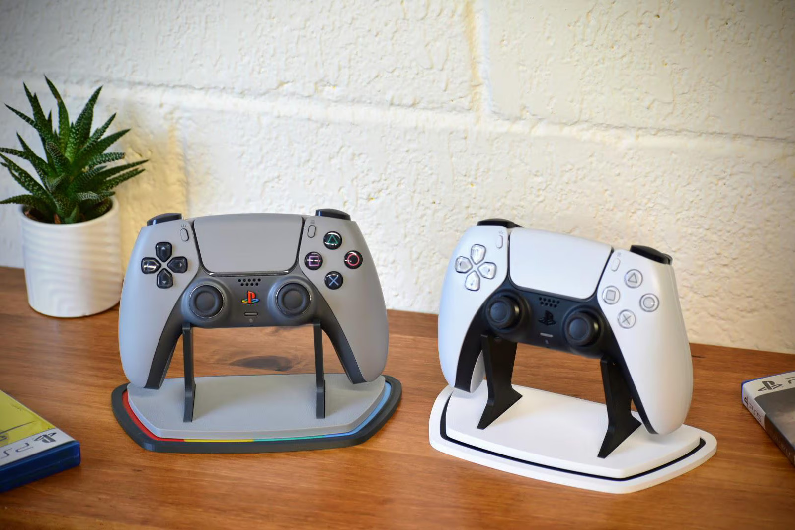 Prism Solo - Controller Display Stand - 3D Printed